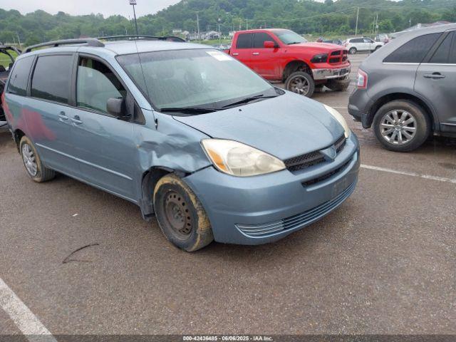  Salvage Toyota Sienna