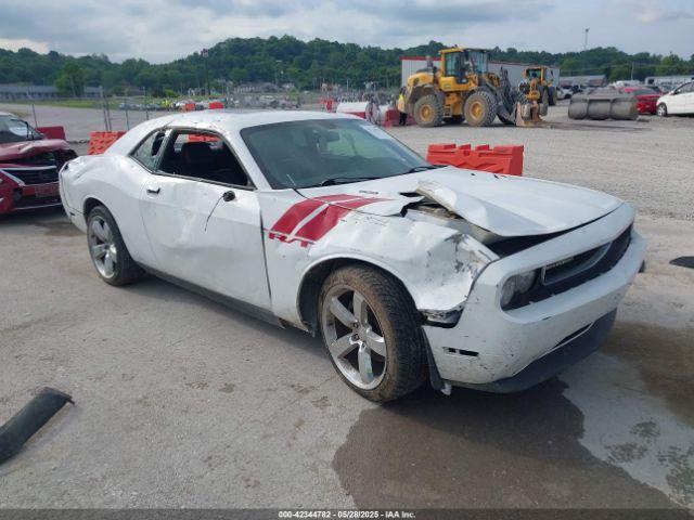  Salvage Dodge Challenger