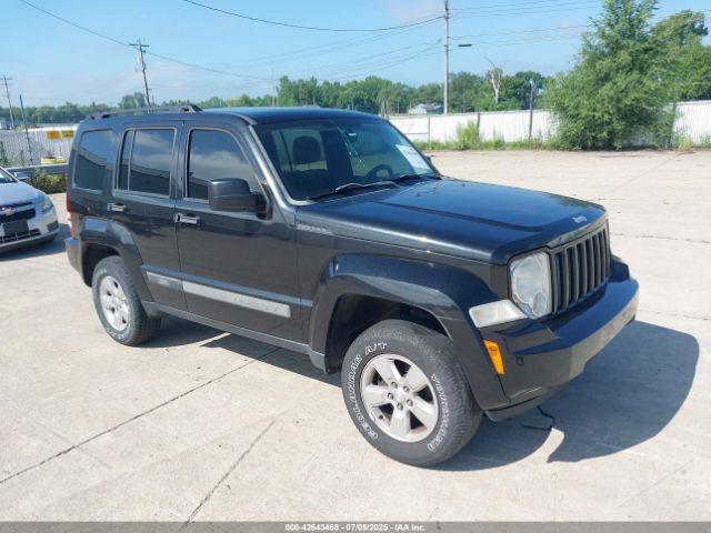  Salvage Jeep Liberty