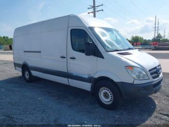  Salvage Mercedes-Benz Sprinter 2500