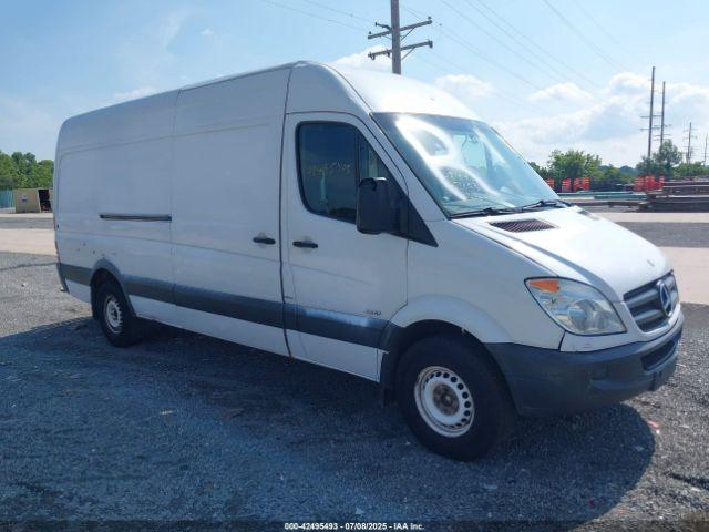  Salvage Mercedes-Benz Sprinter 2500