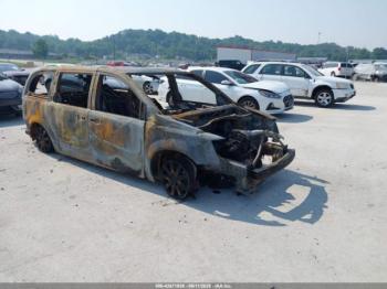  Salvage Chrysler Town & Country