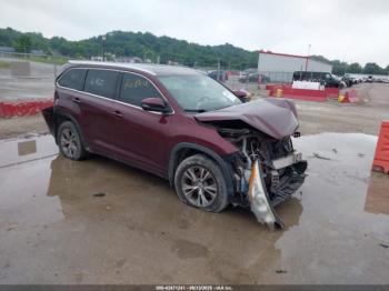  Salvage Toyota Highlander
