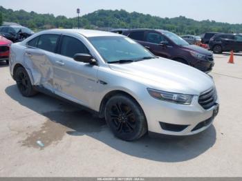  Salvage Ford Taurus