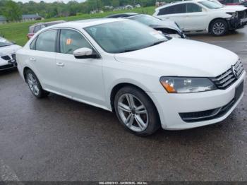  Salvage Volkswagen Passat