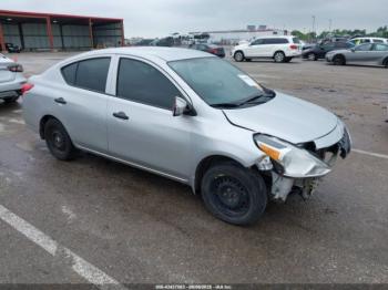  Salvage Nissan Versa