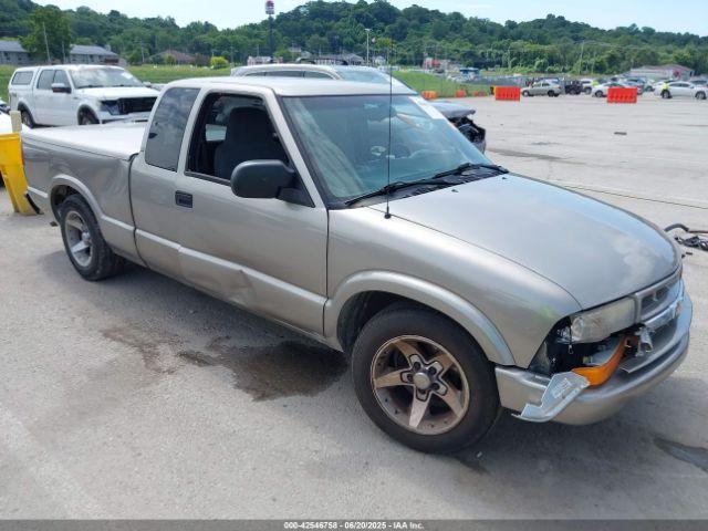  Salvage Chevrolet S-10