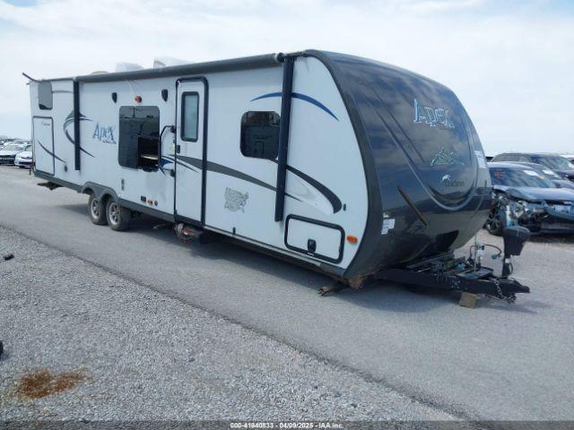  Salvage Coachmen Apex