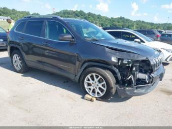  Salvage Jeep Cherokee