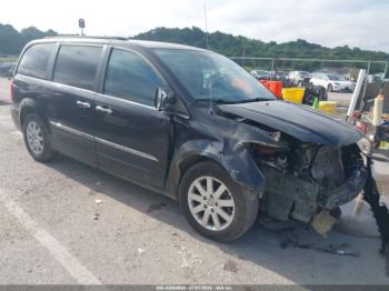  Salvage Chrysler Town & Country