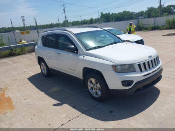  Salvage Jeep Compass
