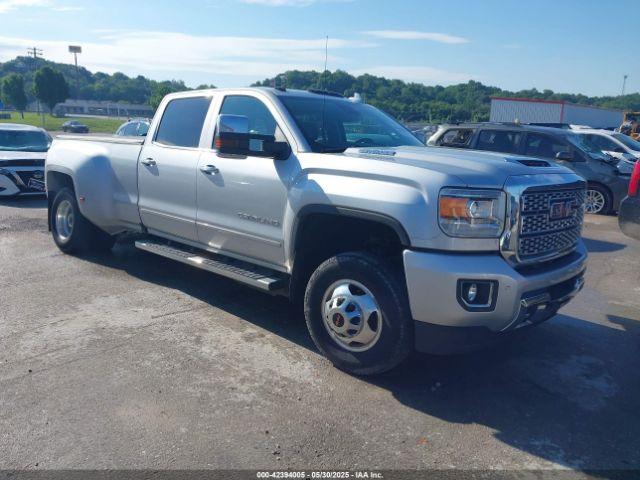  Salvage General Motors Sierra 3500HD