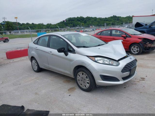  Salvage Ford Fiesta