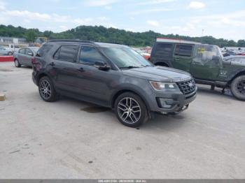  Salvage Ford Explorer