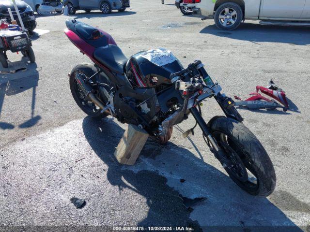  Salvage Suzuki Gsx-r750