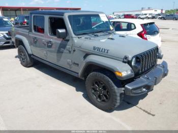  Salvage Jeep Gladiator