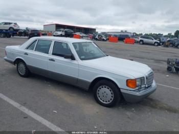  Salvage Mercedes-Benz 300