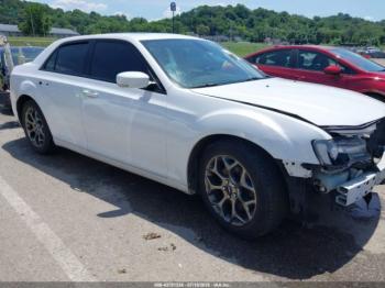 Salvage Chrysler 300