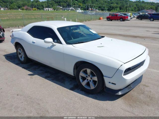  Salvage Dodge Challenger