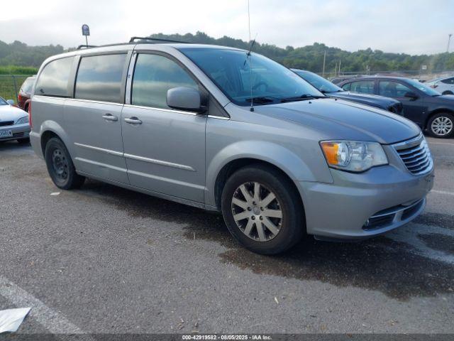  Salvage Chrysler Town & Country