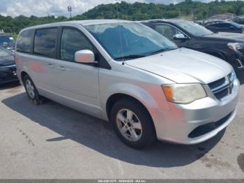  Salvage Dodge Grand Caravan