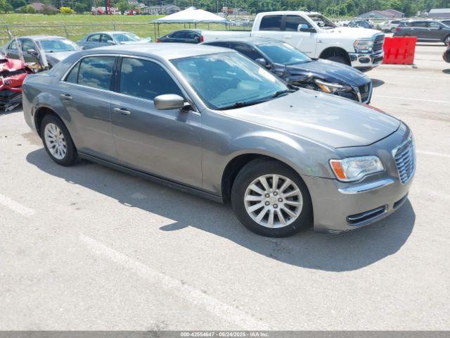  Salvage Chrysler 300