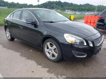  Salvage Volvo S60
