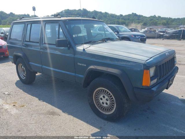  Salvage Jeep Cherokee