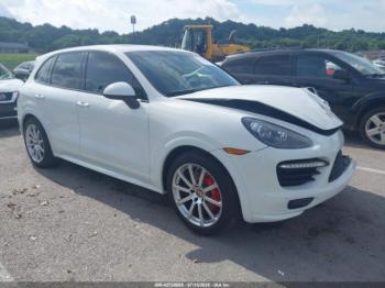  Salvage Porsche Cayenne