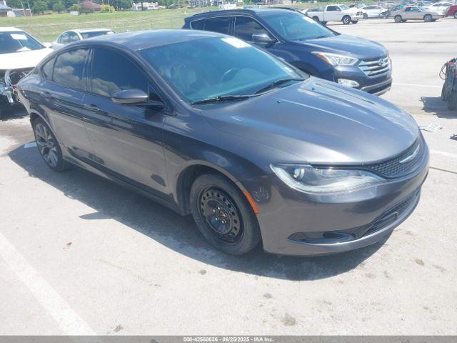  Salvage Chrysler 200