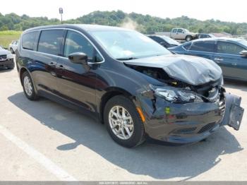  Salvage Chrysler Voyager