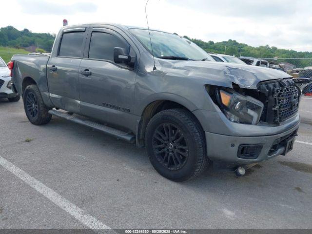  Salvage Nissan Titan