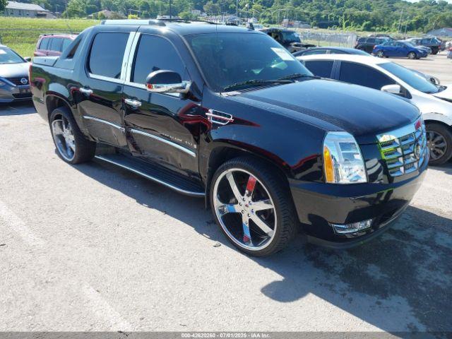  Salvage Cadillac Escalade