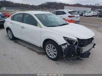  Salvage Nissan Altima