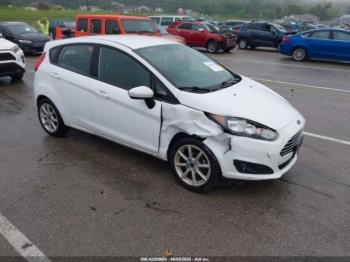  Salvage Ford Fiesta
