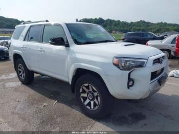  Salvage Toyota 4Runner