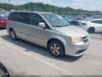  Salvage Dodge Grand Caravan