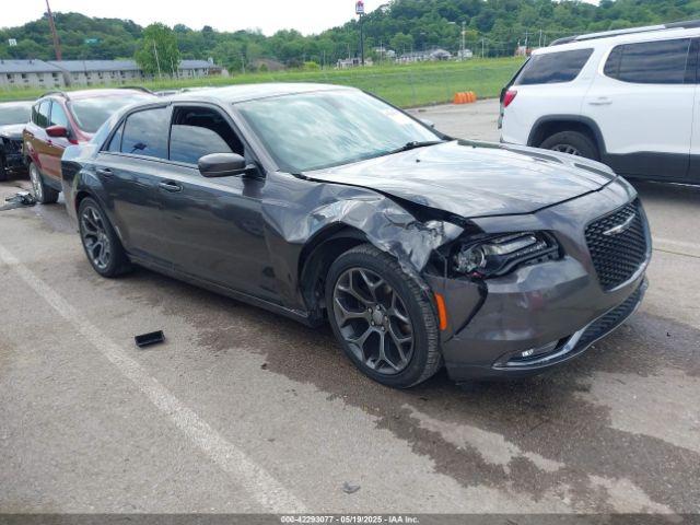  Salvage Chrysler 300