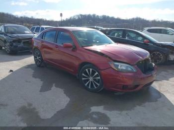  Salvage Chrysler 200