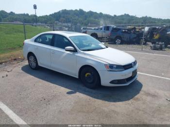  Salvage Volkswagen Jetta