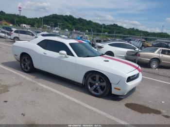  Salvage Dodge Challenger