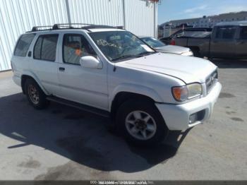  Salvage Nissan Pathfinder