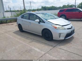  Salvage Toyota Prius