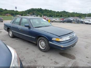  Salvage Ford Crown Victoria