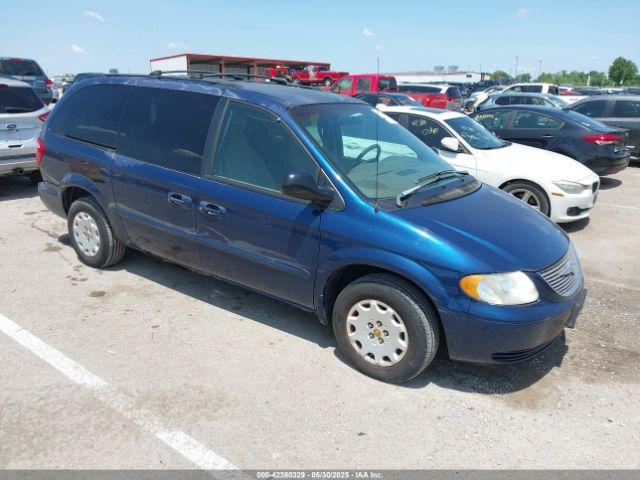 Salvage Chrysler Town & Country