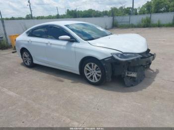  Salvage Chrysler 200