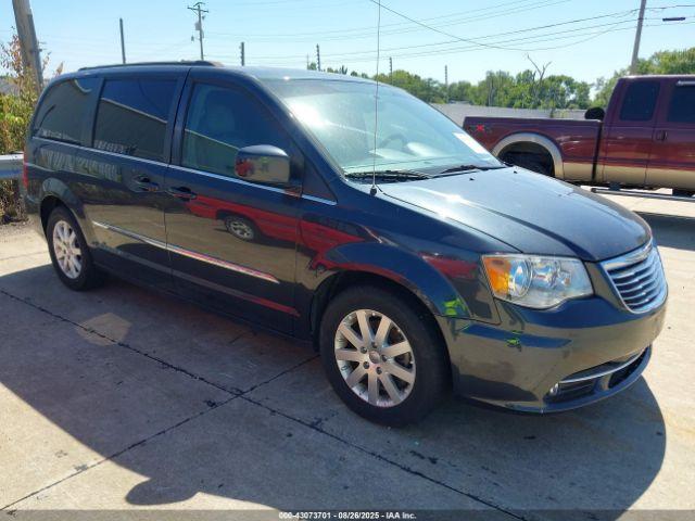  Salvage Chrysler Town & Country