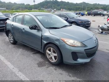  Salvage Mazda Mazda3