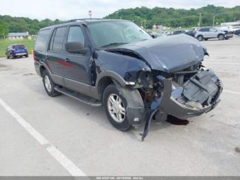  Salvage Ford Expedition
