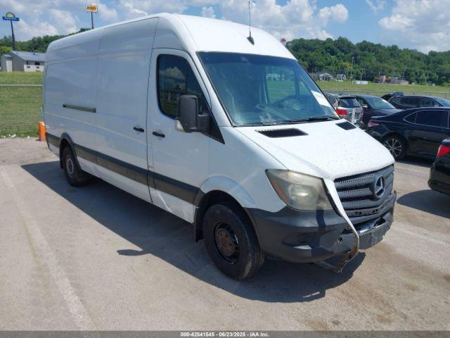  Salvage Mercedes-Benz Sprinter 2500
